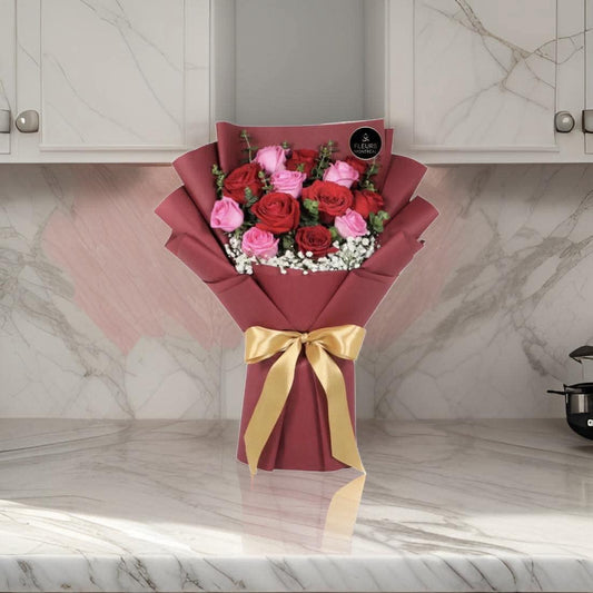 I (12 RED ROSES & PINK )