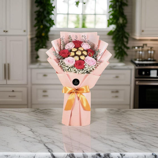 K (8 RED ROSES& FERRERO)